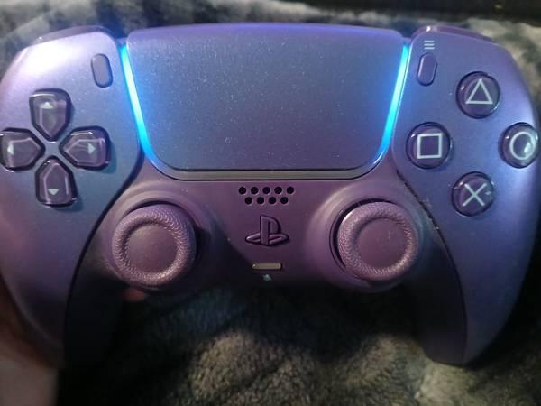 Purple Playstation 5 controler only used once