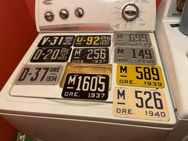 Wtb - OREGON  MOTORCYCLE  LICENSE PLATES