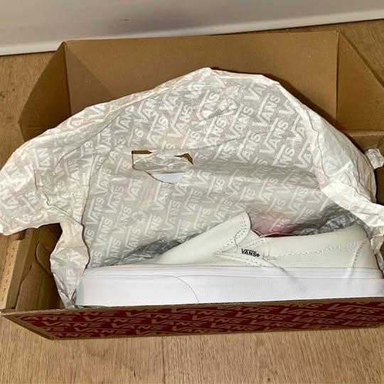 Vans Classic Slip-On (white)