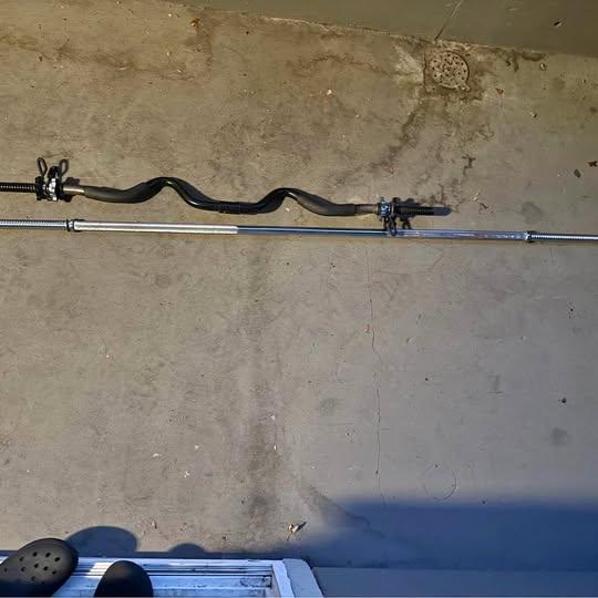 Straight/curl bar