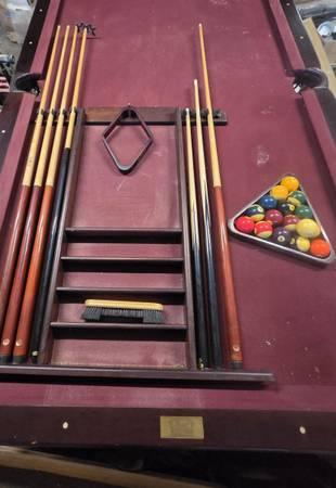 8' Beach solid wood pool table