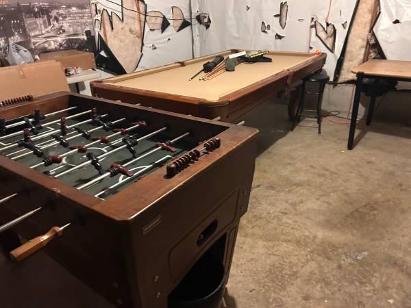 Legacy pool table