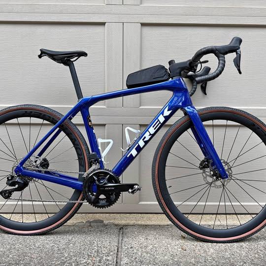 Trek Domane SL6 - 2024 (Size 54)
