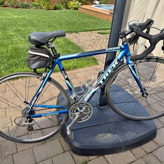 Trek 1500 Road Bike – 52cm –
