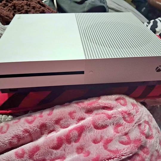 Xbox one s