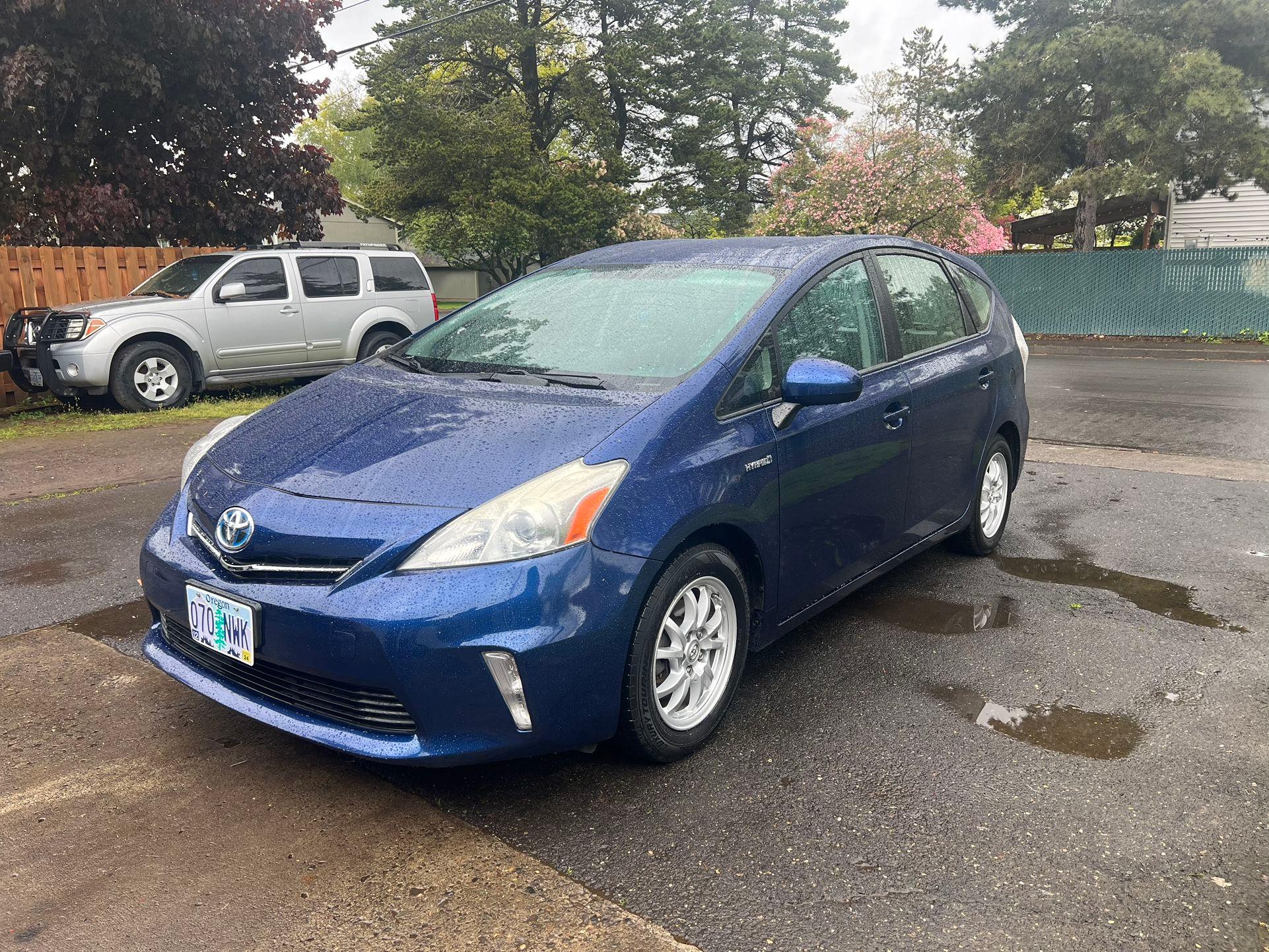 2012 Toyota Prius V