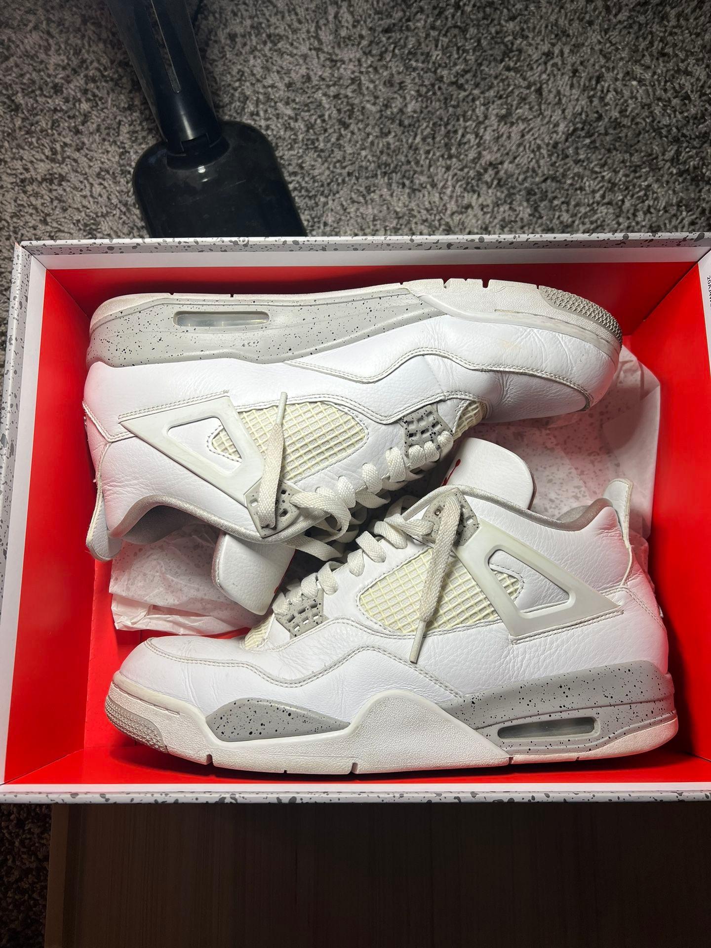 Air Jordan 4 Retro White Oreo Size 12 (2021)